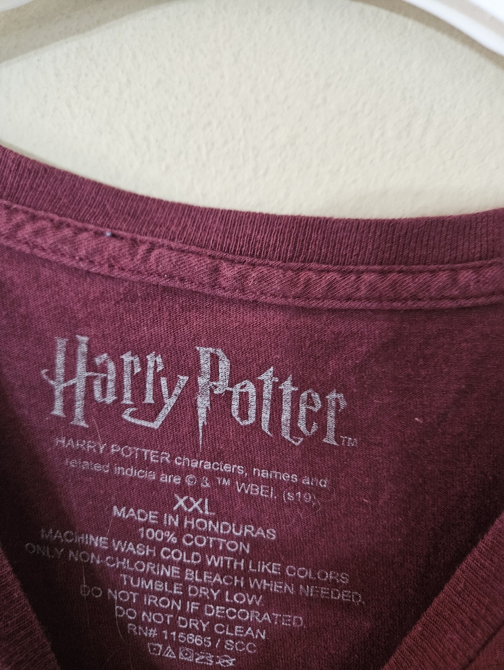 Harry Potter Gryffindor Tshirt XXL - Picture 4 of 4